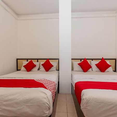 Oyo 1192 Hash House Hotel Malacca Esterno foto