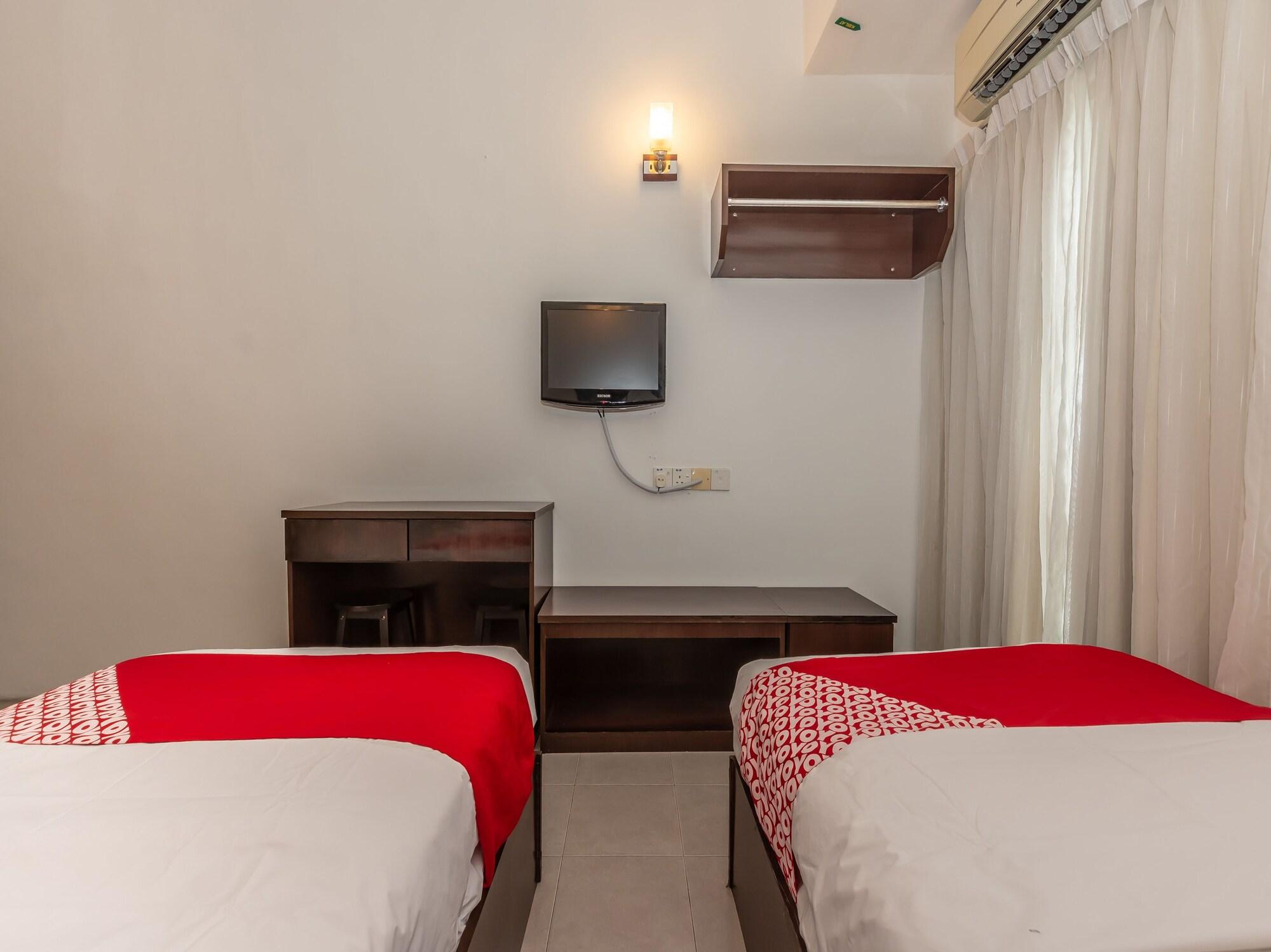 Oyo 1192 Hash House Hotel Malacca Esterno foto