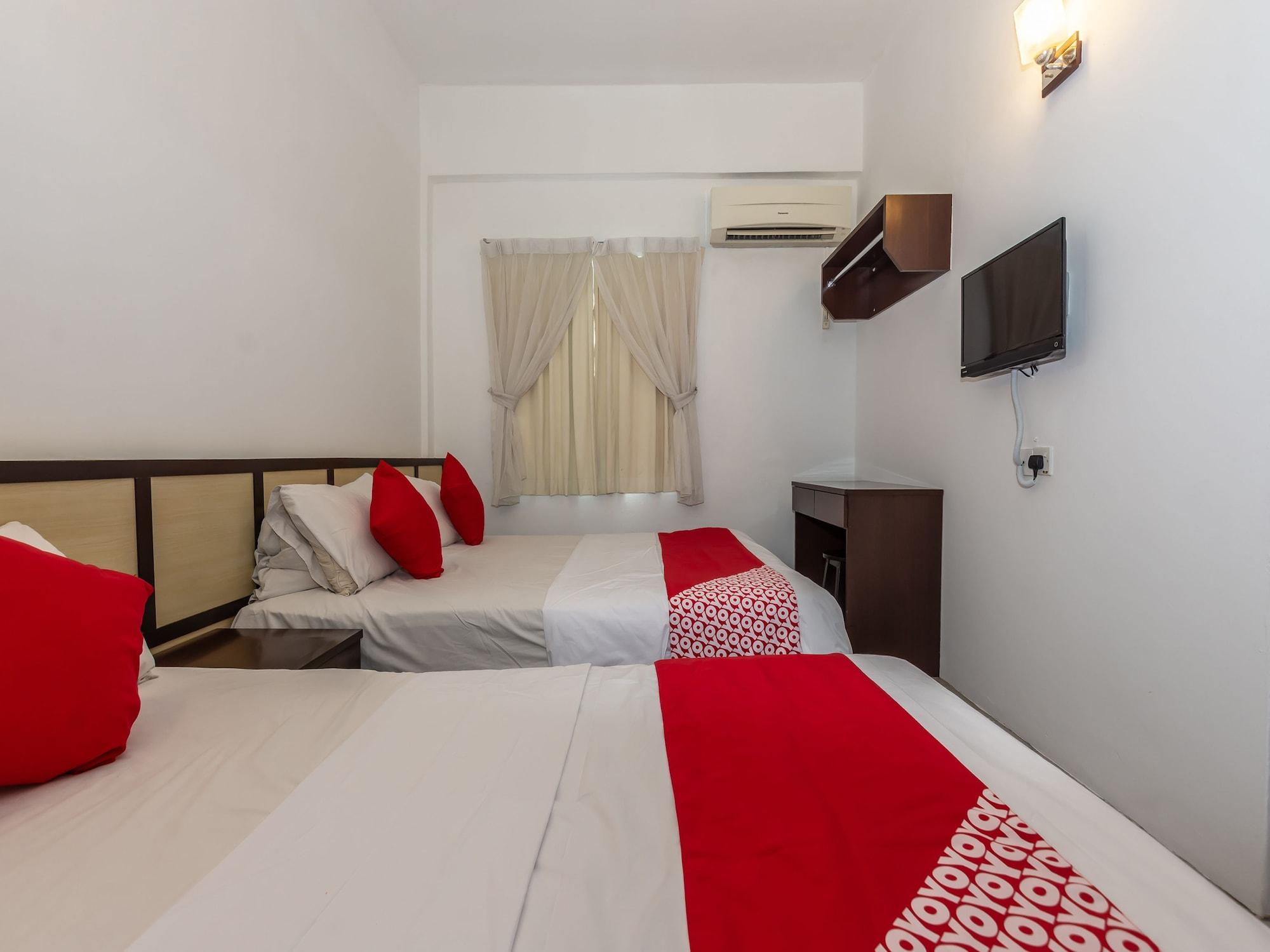 Oyo 1192 Hash House Hotel Malacca Esterno foto