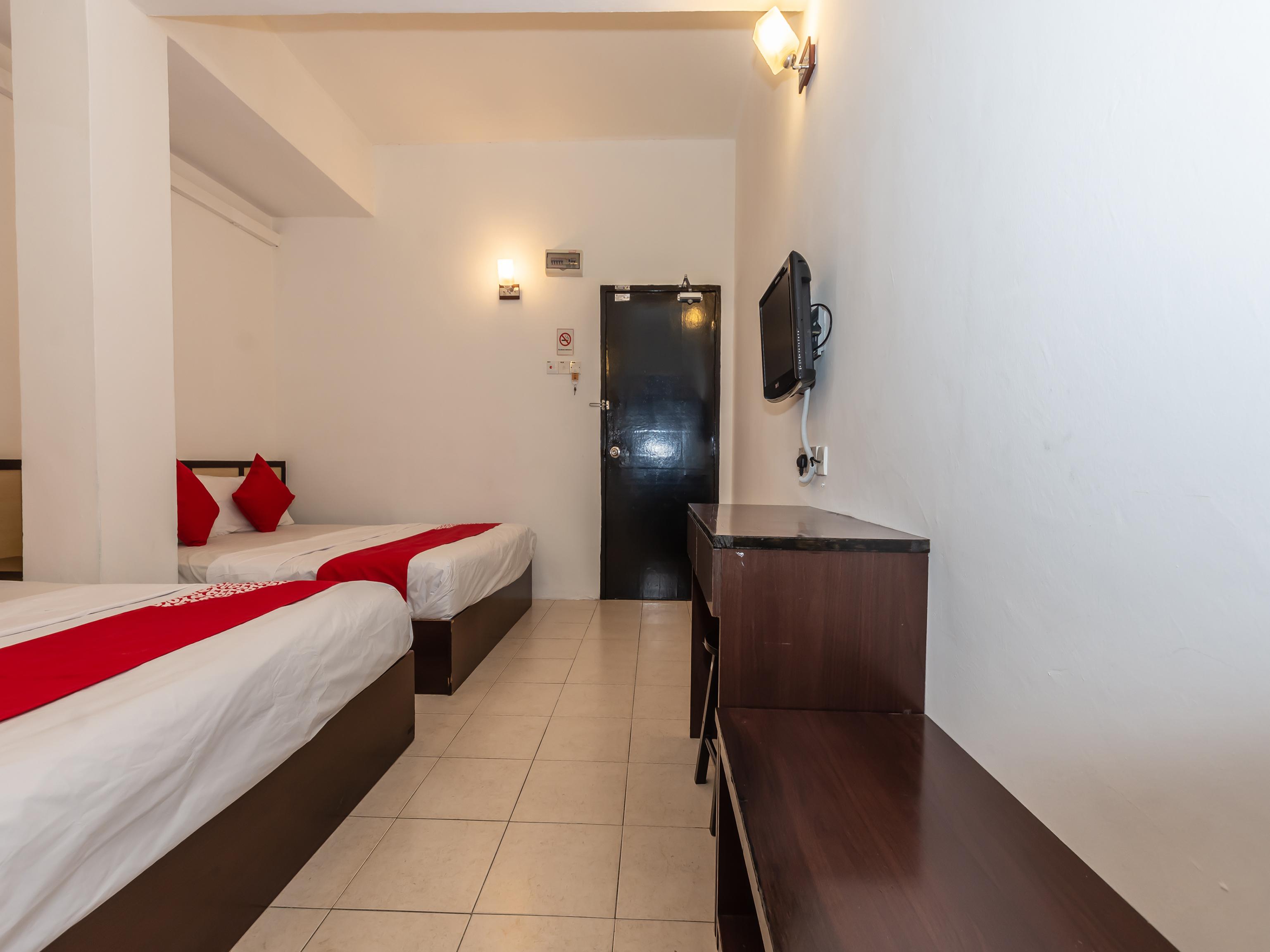 Oyo 1192 Hash House Hotel Malacca Esterno foto