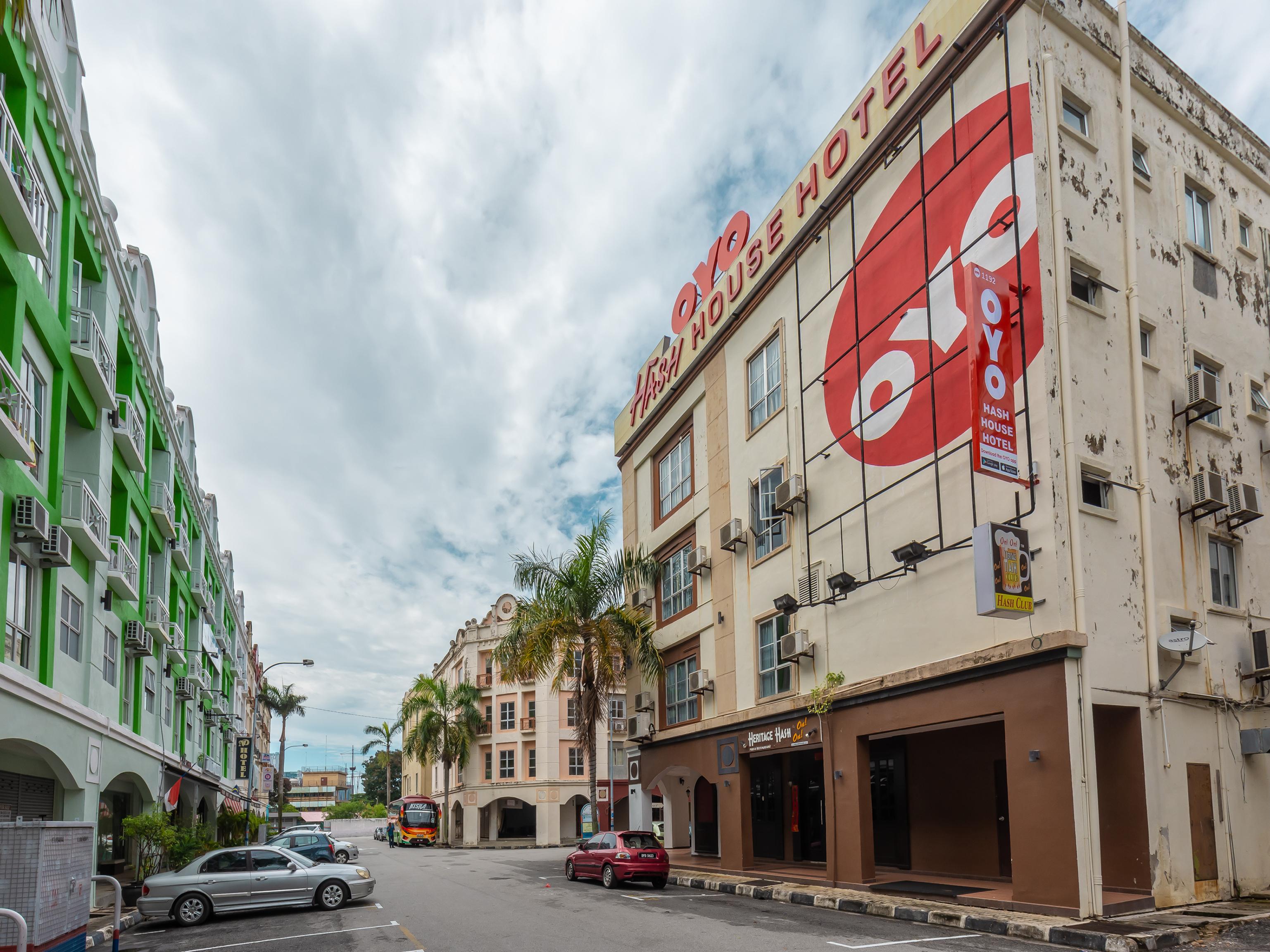 Oyo 1192 Hash House Hotel Malacca Esterno foto