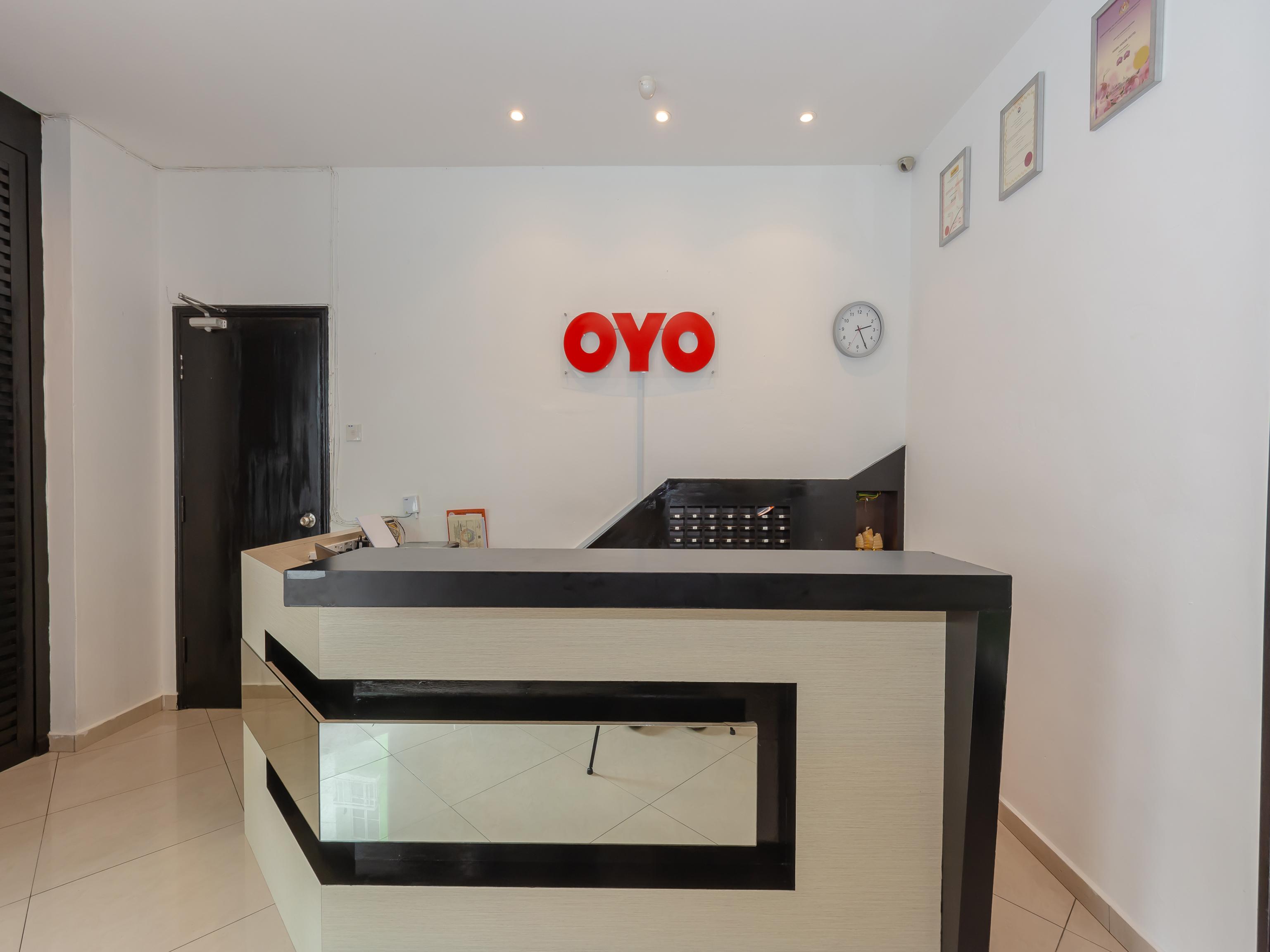 Oyo 1192 Hash House Hotel Malacca Esterno foto
