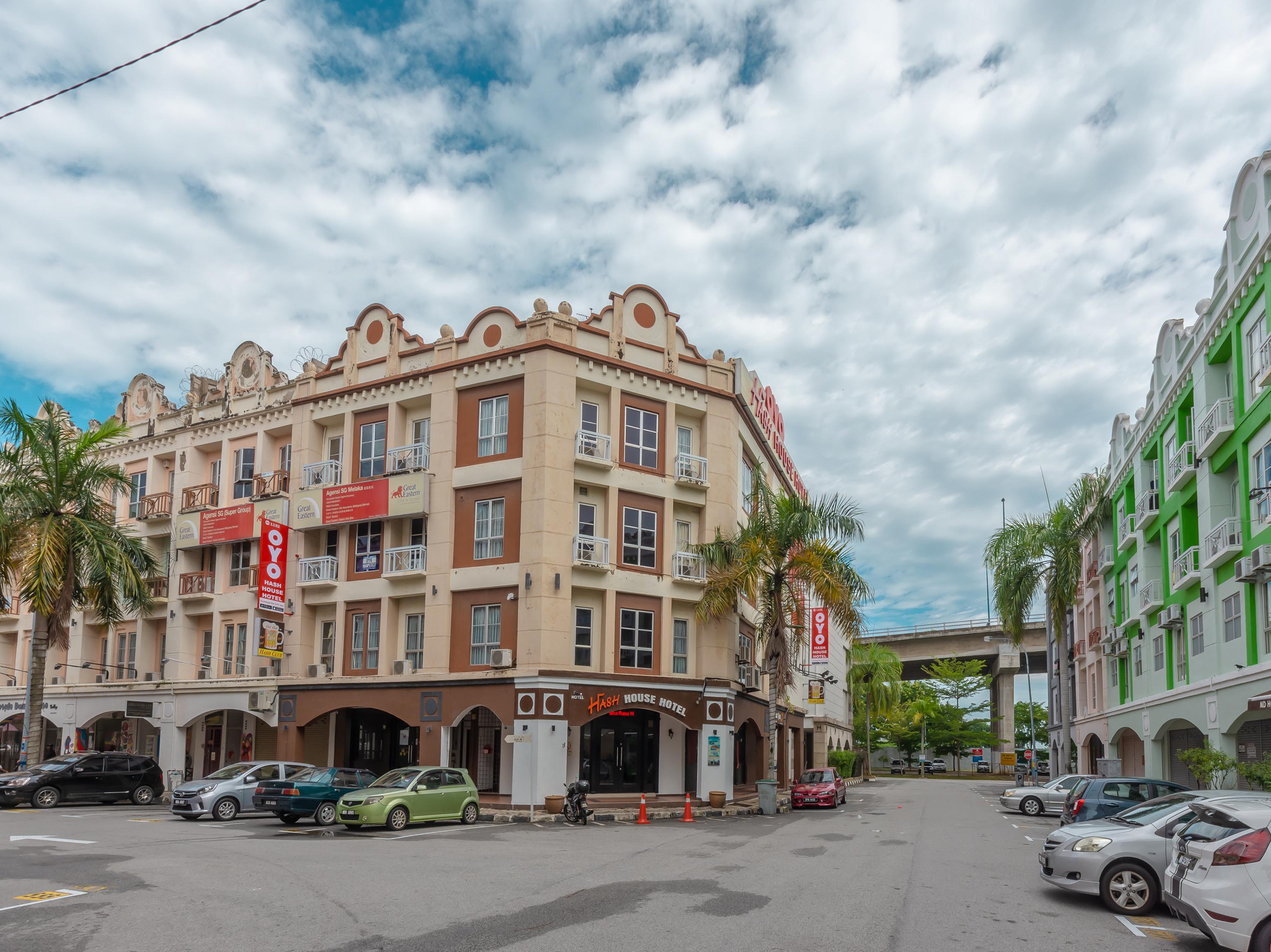 Oyo 1192 Hash House Hotel Malacca Esterno foto