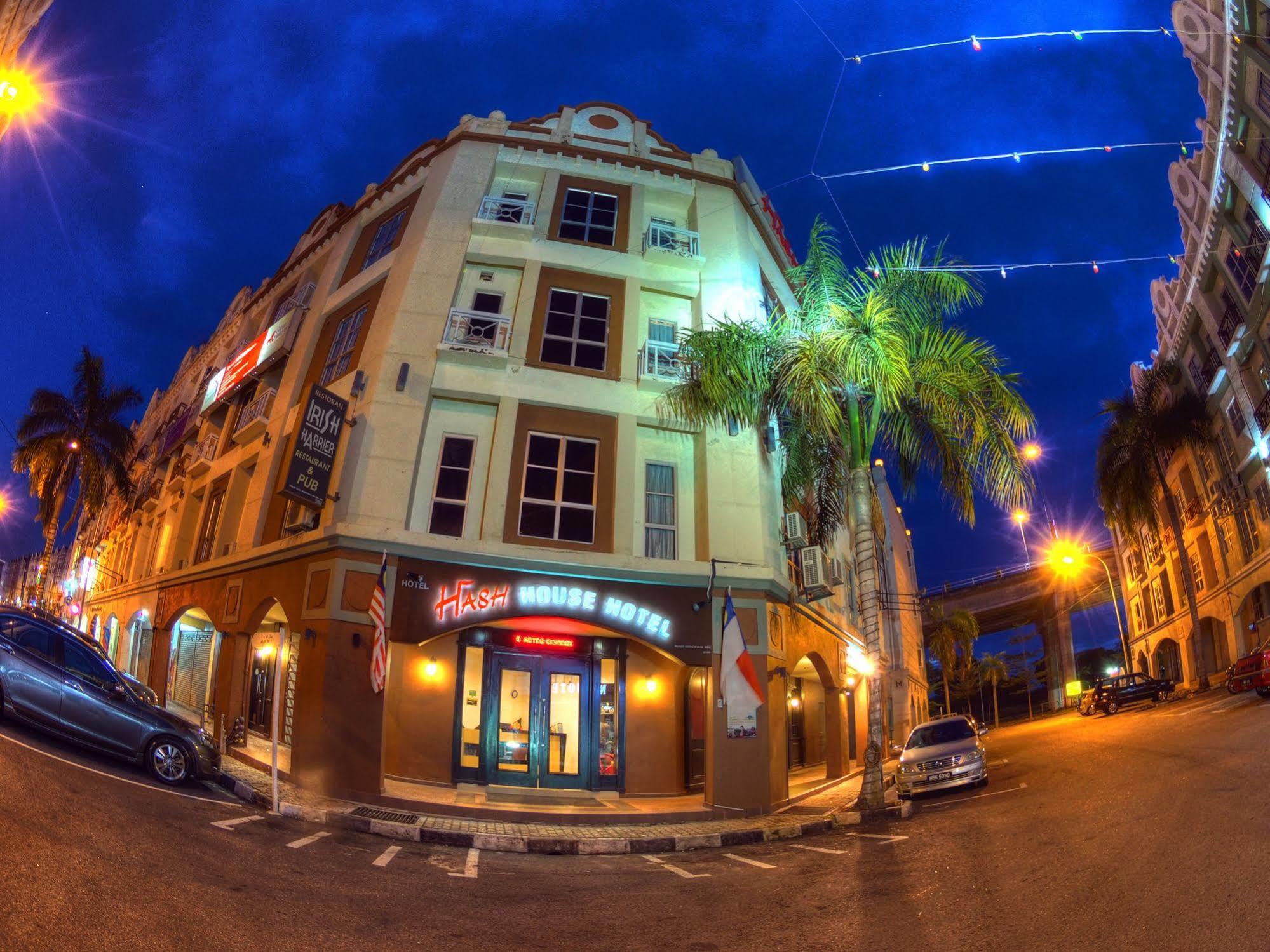 Oyo 1192 Hash House Hotel Malacca Esterno foto